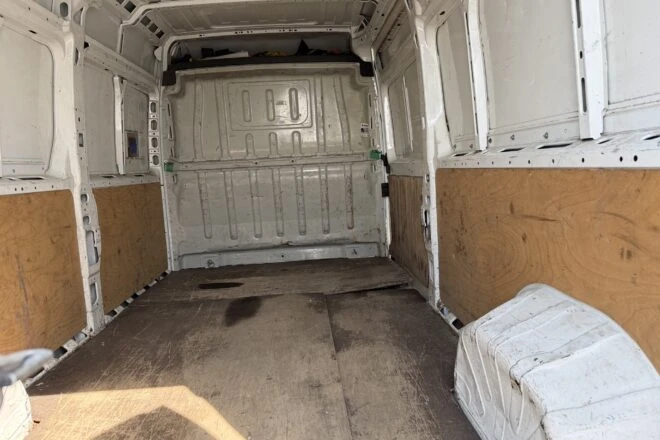 Použitý Peugeot BOXER 2,0 diesel L3H2, manual, EURO 6b VIN 205, na predaj — foto 7