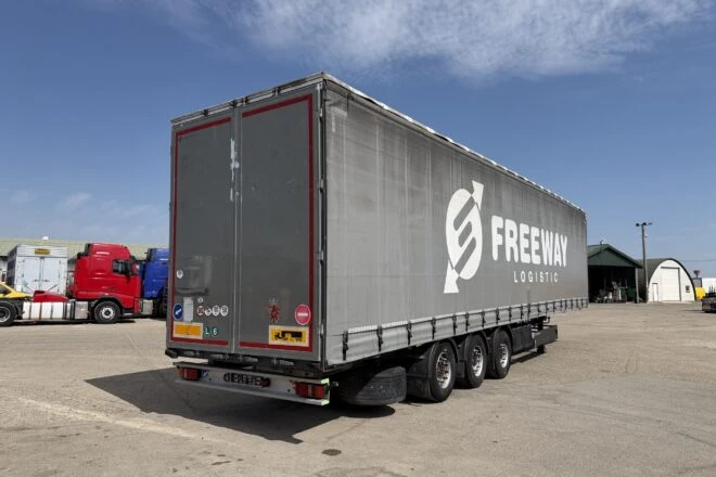 Použitý BERGER LTMN SAPL 24 LOWDECK LIGHT trojstranka VIN 246, na predaj