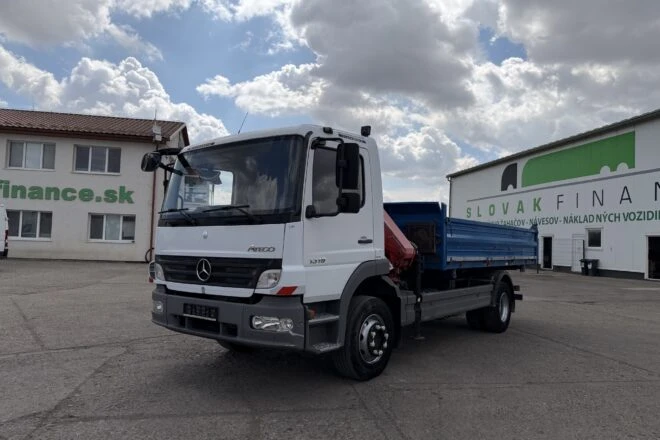 Použitý MERCEDES-BENZ ATEGO 1318 trojstranný vyklápač + HR VIN 893, na predaj — foto 2