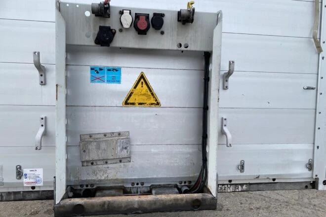 Použitý SCHMITZ CARGOBULL LOWDECK trojstranka VIN 217, na predaj — foto 8