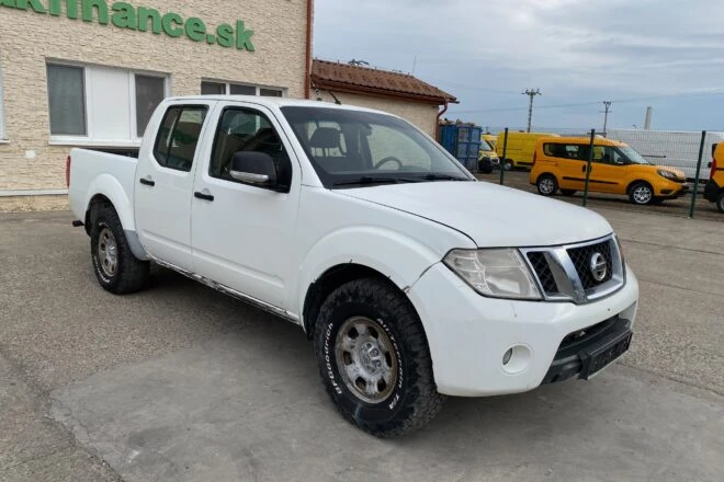 Použitý NISSAN NAVARA pick-up 4x4 diesel 2,5 VIN (96) 881, na predaj — foto 3
