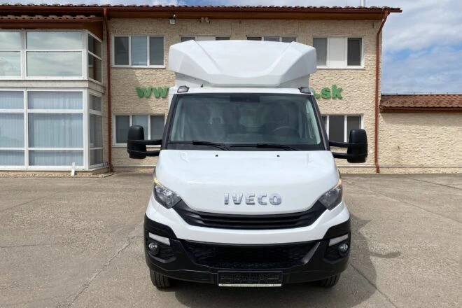 Použitý IVECO 70C18 vozidlo na prepravu zvierat 15m3 manual E6b VIN 986 NEW TACHO, na predaj — foto 5
