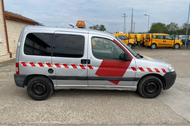 Použitý PEUGEOT PARTNER 1,6 diesel manual 5 seats VIN 966, na predaj — foto 4