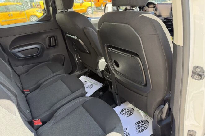 Použitý PEUGEOT RIFTER 1,5 diesel manuál, 5 seats VIN 267, na predaj — foto 8