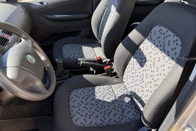 Použitý ŠKODA FABIA 1,2 benzín manual VIN 359, na predaj — foto 8