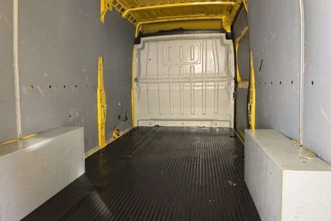 Použitý PEUGEOT BOXER 2,0 diesel L4H2 manual 3 seats E6 VIN 429, na predaj — foto 7
