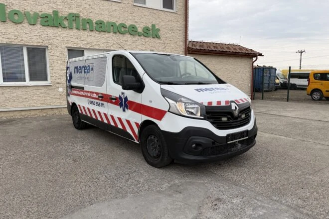 Použitý RENAULT TRAFIC RODRIGUEZ LOPEZ 1,6 diesel sanitka E6b manual 4 seats VIN 298, na predaj — foto 3