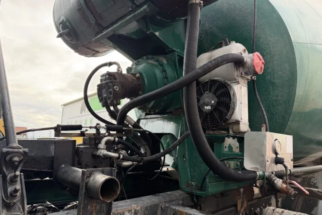 Použitý SCANIA R380 domiešavač 7000 l 6x6 manual E4 VIN 207, na predaj — foto 7