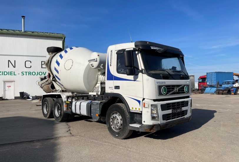 Volvo FM 340 64R domiešavac