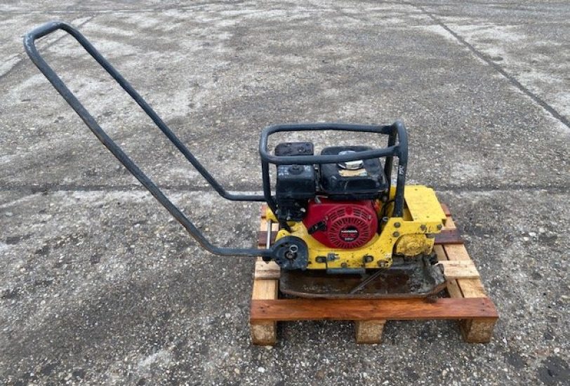 BOMAG BP 18-45 vibracná doska VIN 211 - slovakfinance.sk