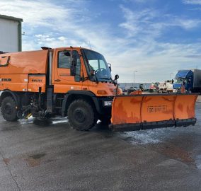 MERCEDES BENZ UNIMOG U400 4X4 zametacie vozidlo VIN 573 - slovakfinance.sk