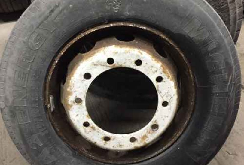 MICHELIN XZA 2 315/70   22