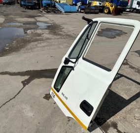 Dvere lavé na IVECO ASTRA - slovakfinance.sk
