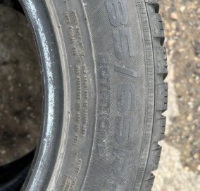 Nokian WR snowprof185/65 R 15