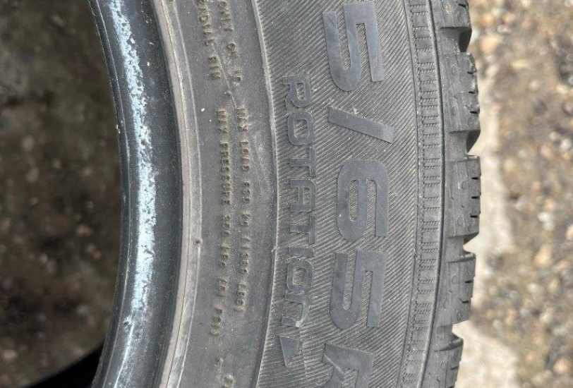 Nokian WR snowprof185/65 R 15