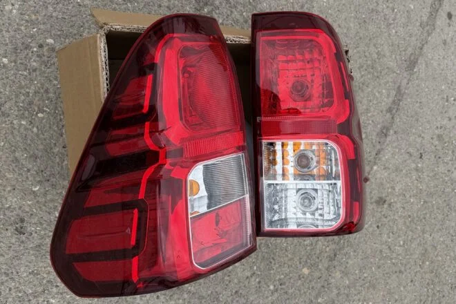 Použitý Zadné svetlá na - TOYOTA HILUX, na predaj — foto 3
