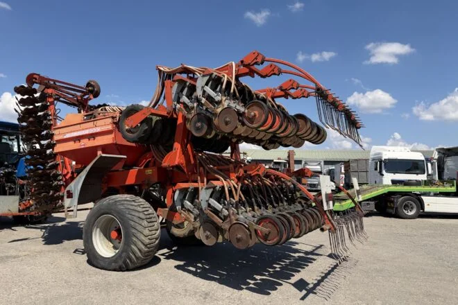 Použitý Bezorebná sejačka KUHN FASTLINER 6000 VIN 801, na predaj — foto 5