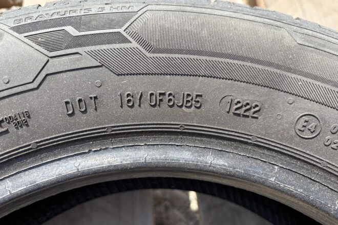 Použitý PNEUMATIKY BARUM Bravuris 175/70 R14 T, dezén 40%, 4 ks, na predaj — foto 2